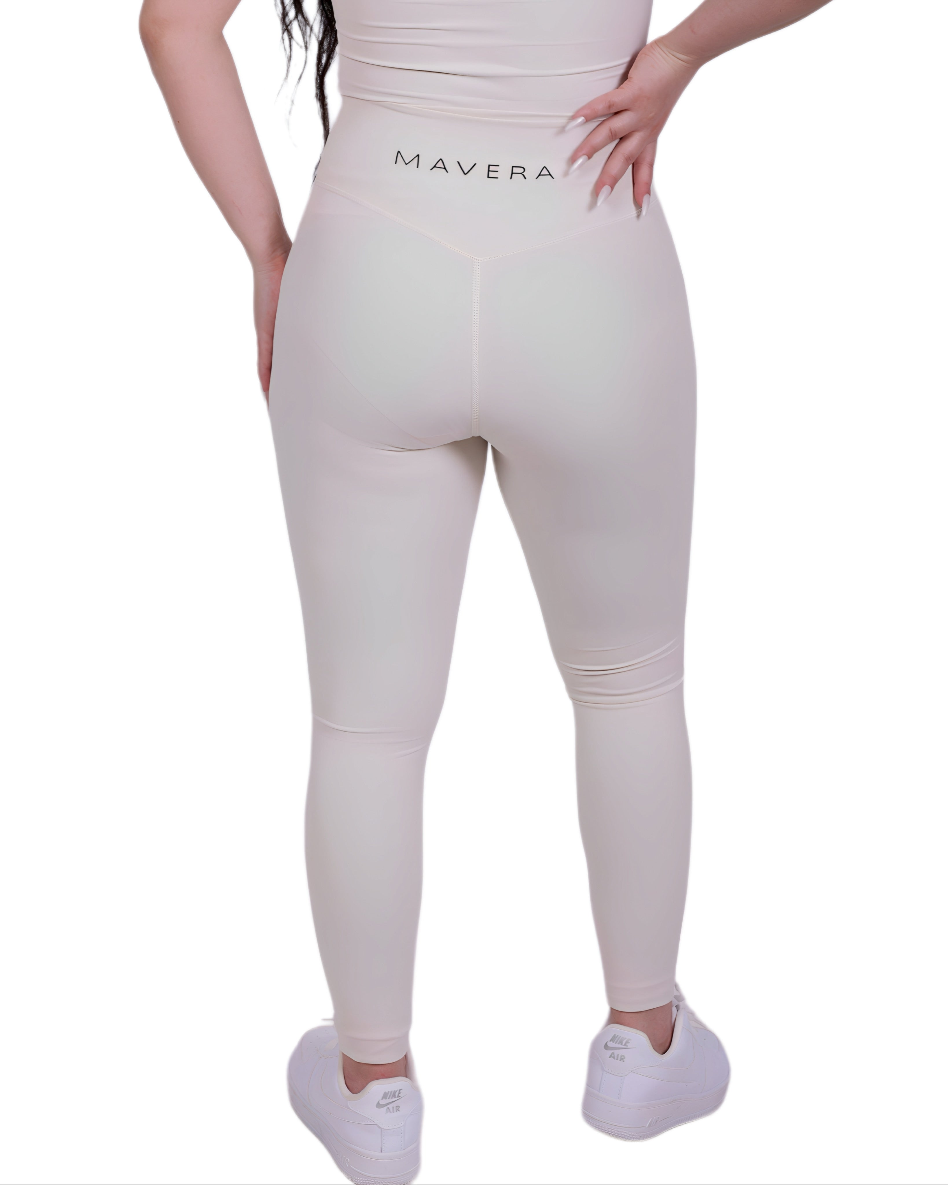 Second Skin Ivory Legging – Soft, Sculpting & Sweat-Wicking Fit for Bold Athleisure & Everyday Movement