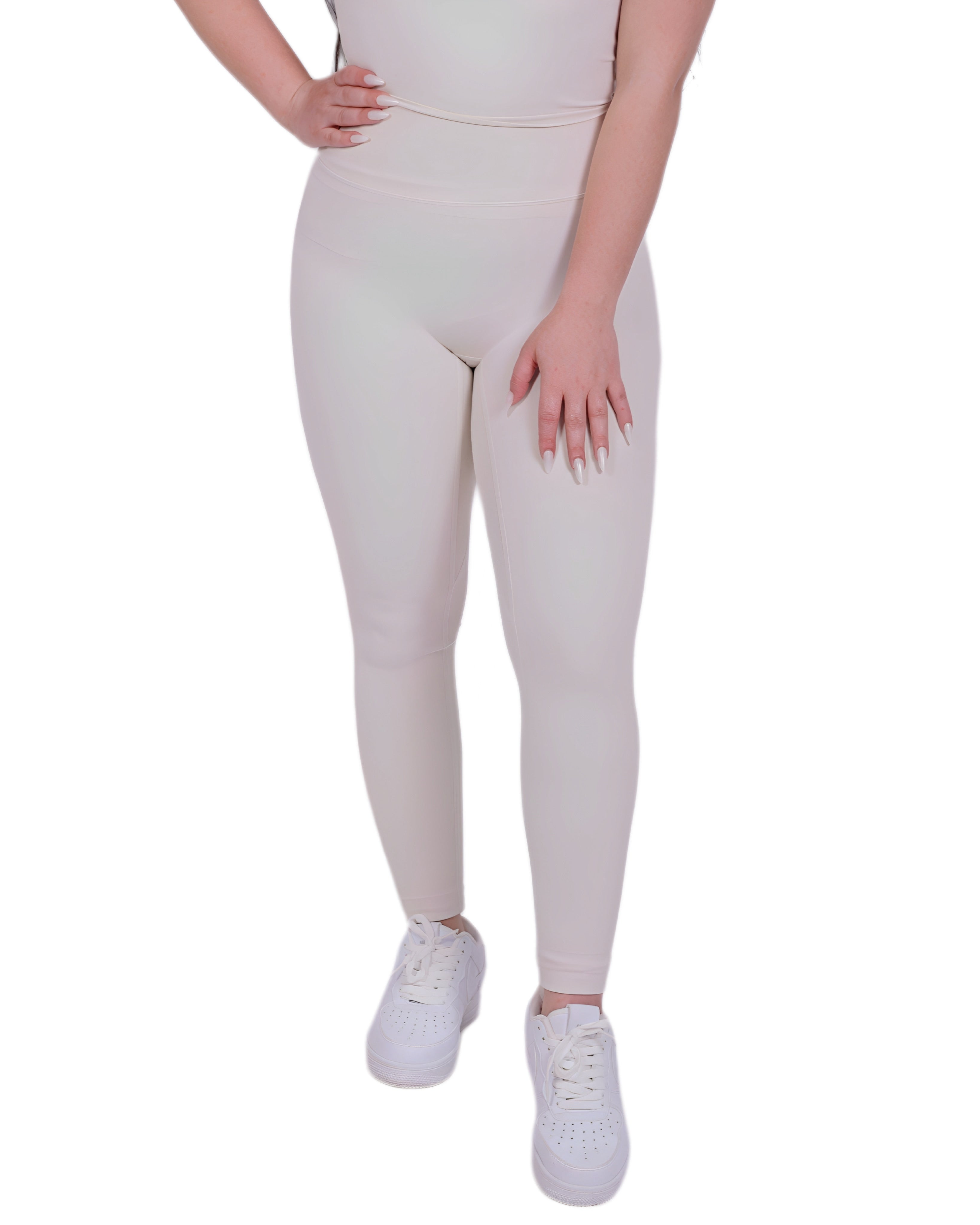 Second Skin Ivory Legging – Soft, Sculpting & Sweat-Wicking Fit for Bold Athleisure & Everyday Movement