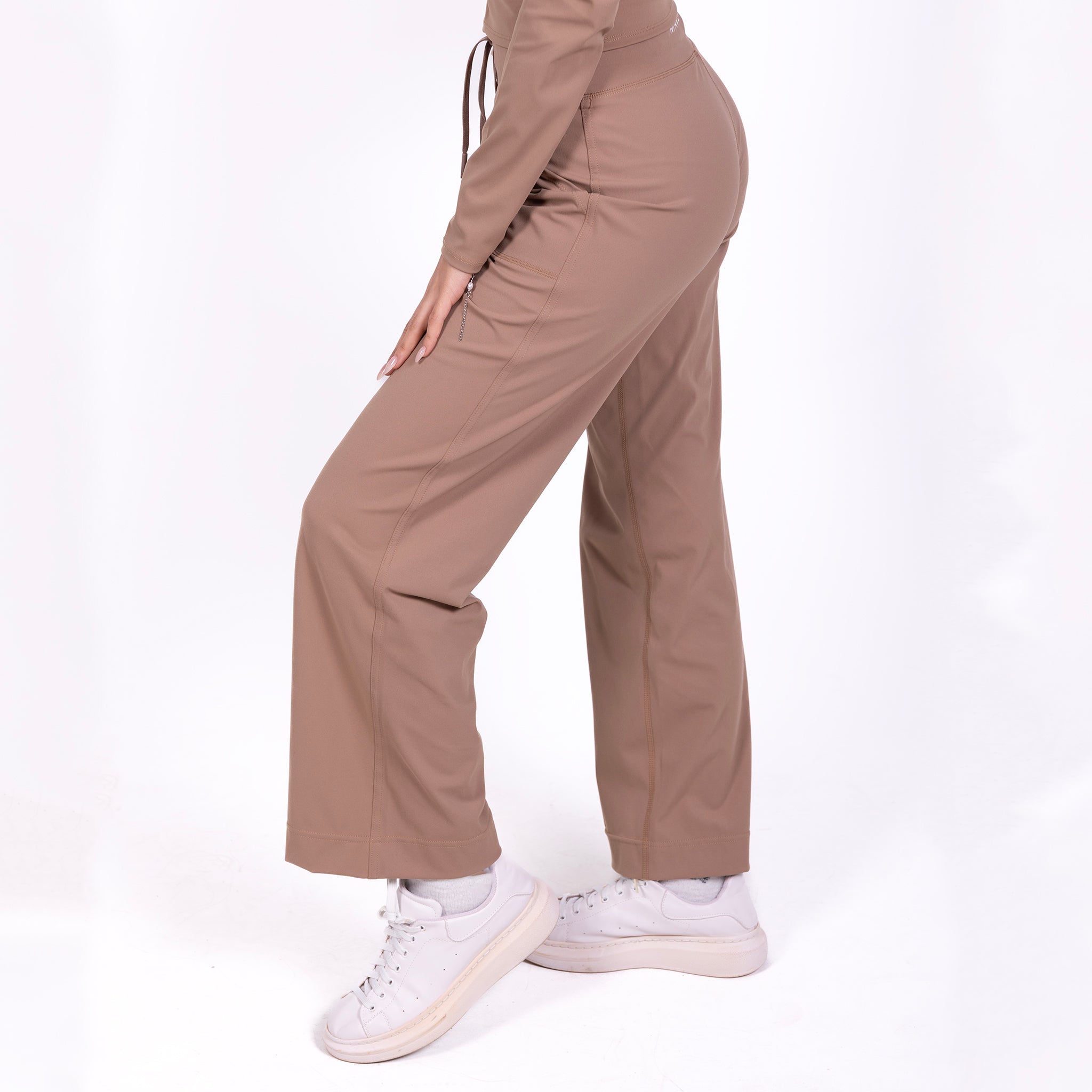 Flow Soul Activewear Top – Brown | Seamless, Sustainable & Sculpting Comfort for Yoga & Fitness