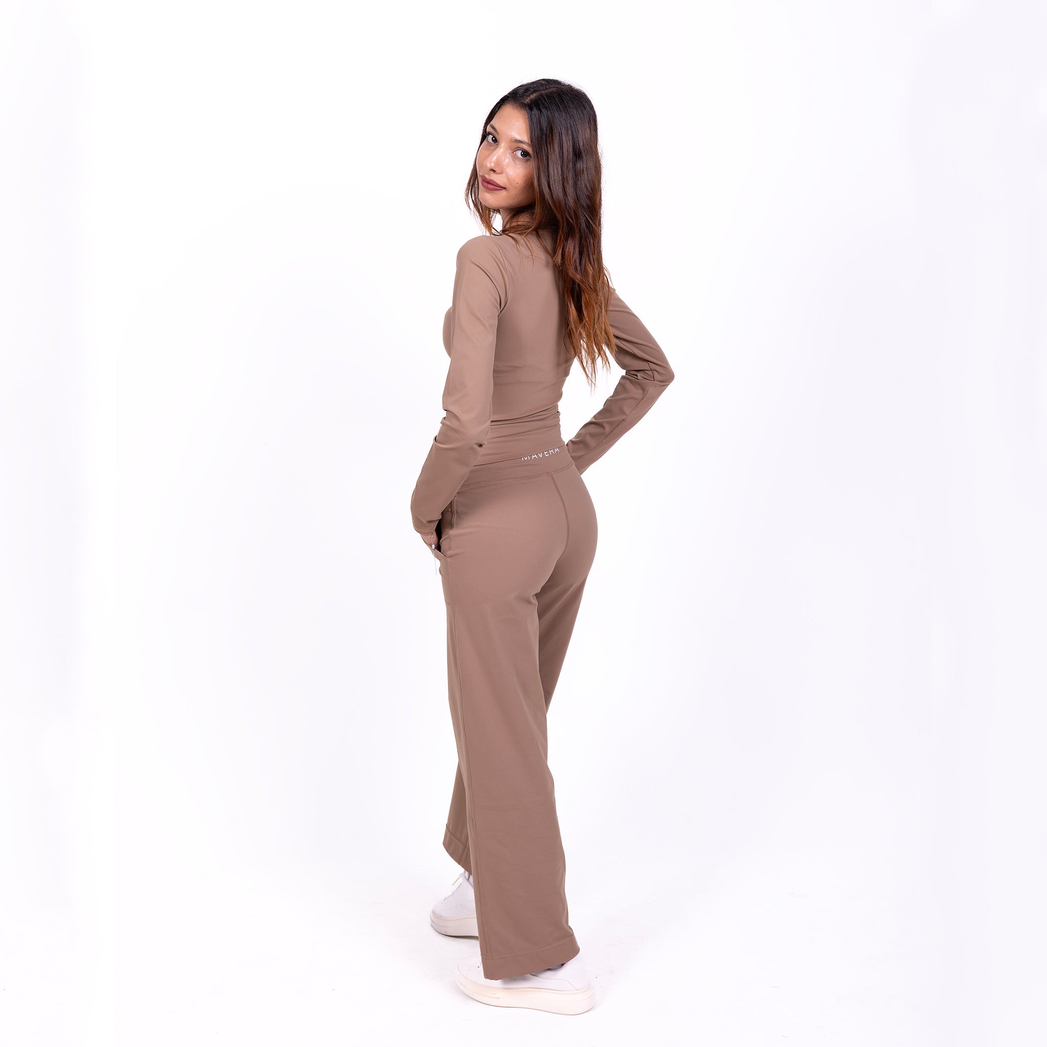 Flow Soul Activewear Top – Brown | Seamless, Sustainable & Sculpting Comfort for Yoga & Fitness