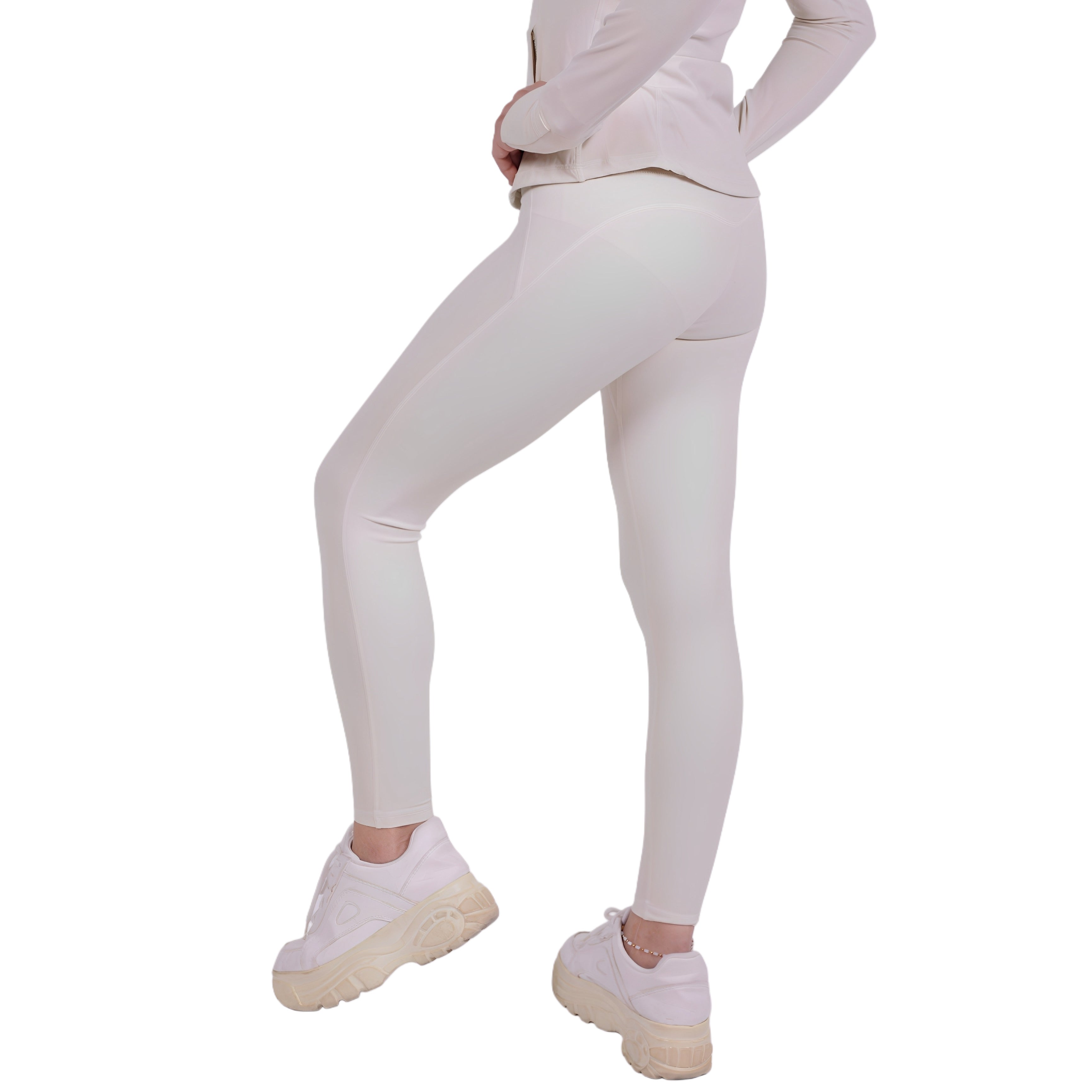Sharp Fit Ivory Leggings Activewear | Luxe, Breathable Athleisure for Yoga, Gym & Everyday Movement (Kopie)