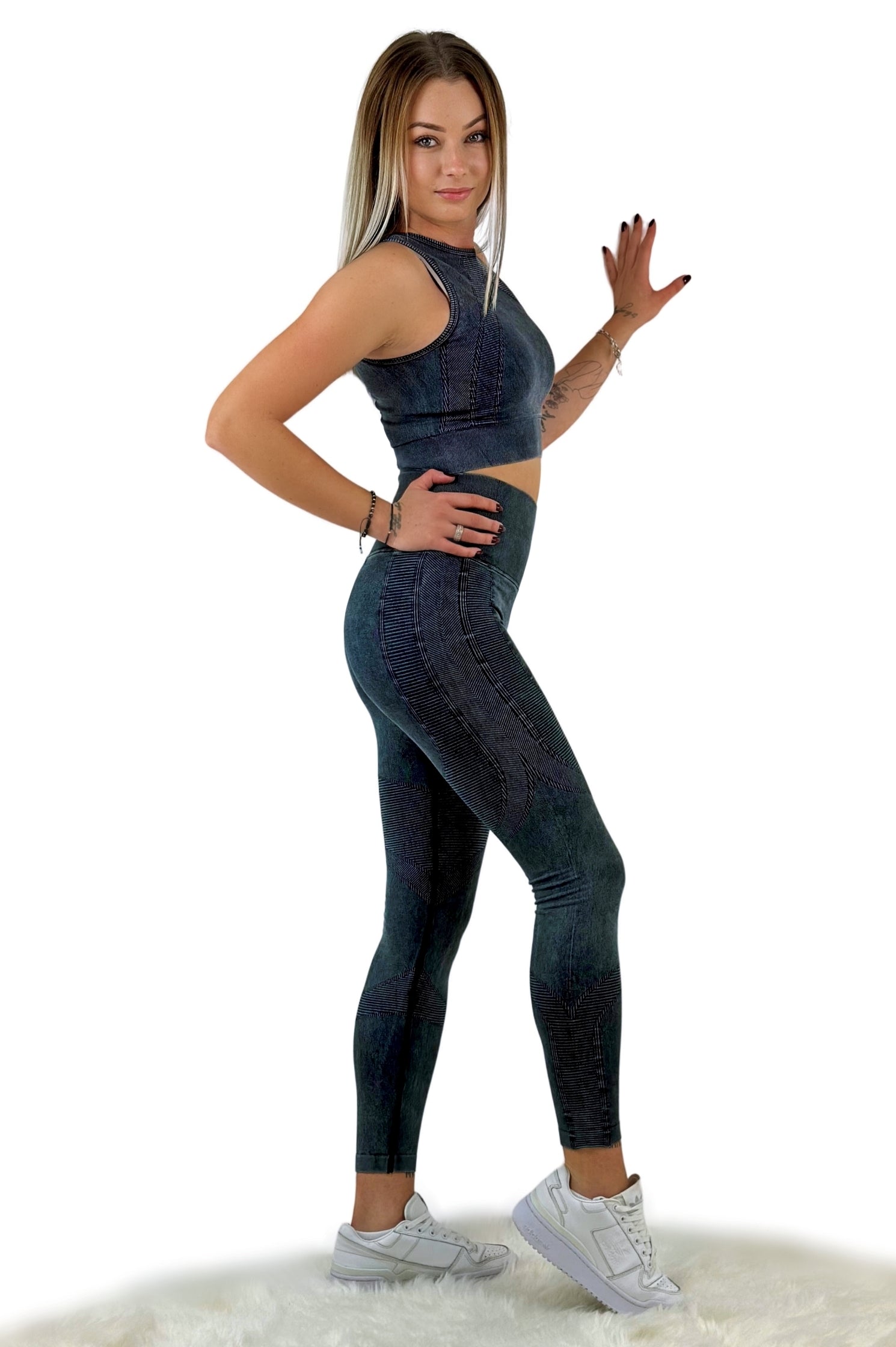 Stealth High Waist Legging – Black | Seamless, Quick-Dry &amp; Four-Way Stretch Activewear for Yoga, Fitness &amp; Athleisure