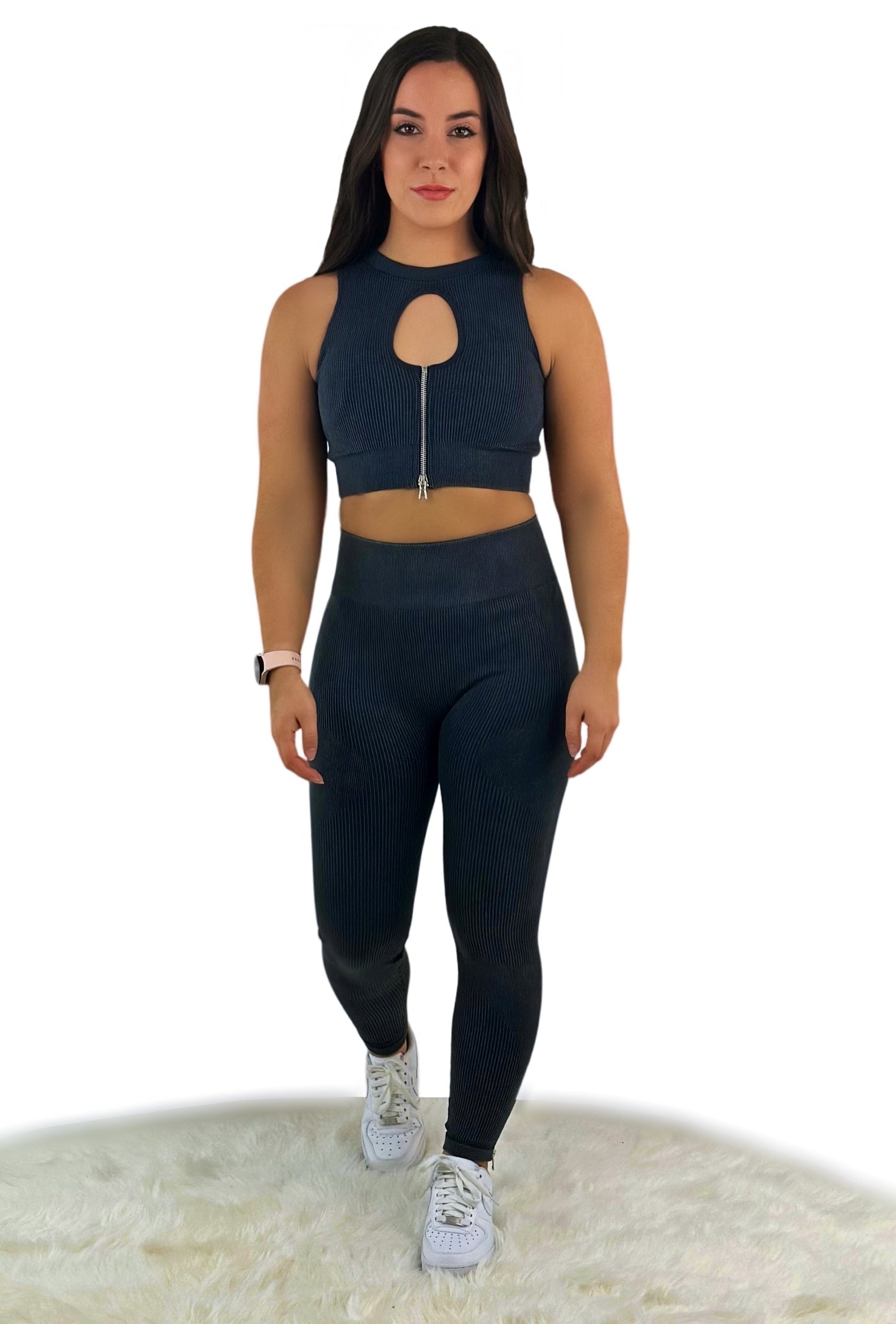 Eminence Solid Slim Black Legging – Seamless, Sustainable Athleisure for Yoga &amp; Fitness